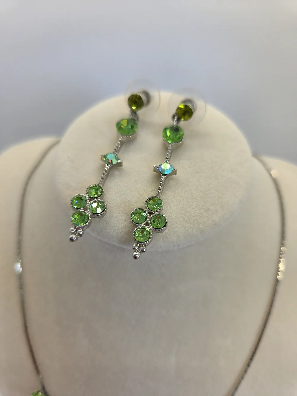 Green Crystal Drop Necklace and Earrings Set